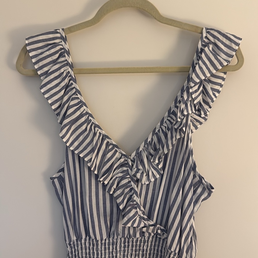 Sundress - Picture 2 of 4